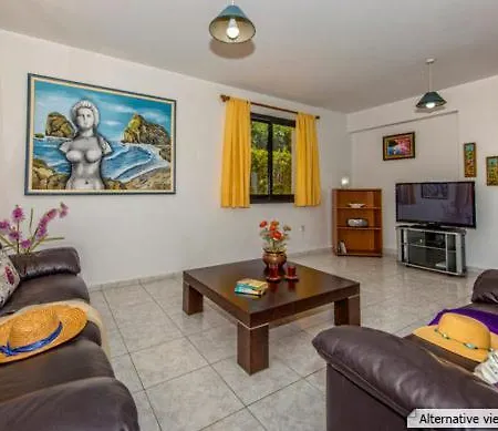 Villa Fivos Coral *